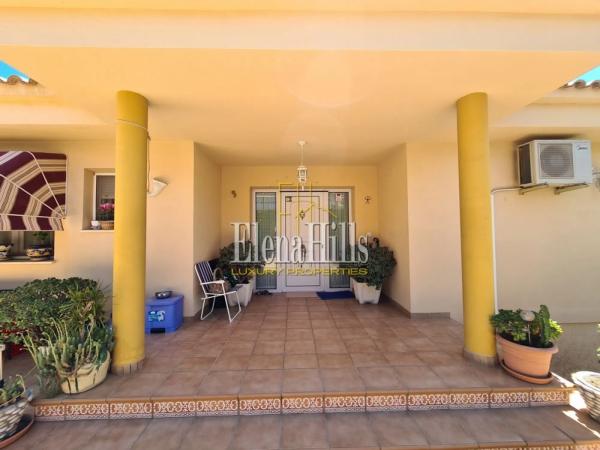 Casa independiente en calle Venezuela