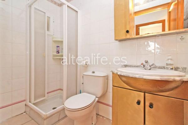 Casa independiente en calle Amsterdam