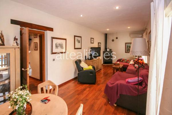 Casa independiente en Partida Captivador