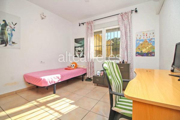 Casa independiente en calle Amsterdam