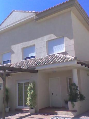 Chalet pareado en calle Barbados, 12