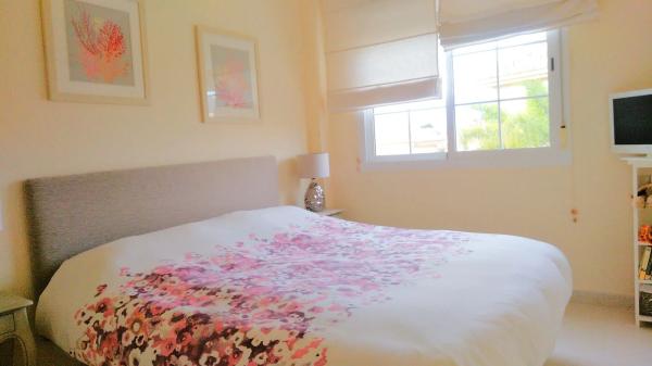 Chalet pareado en calle Barbados, 12