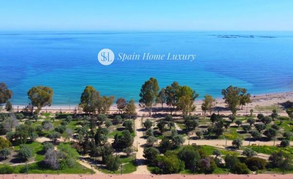 Chalet adosado en calle Edeta