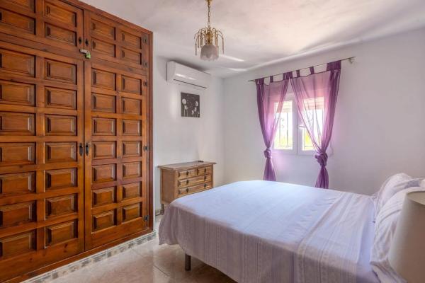 Casa independiente en calle Dinamarca