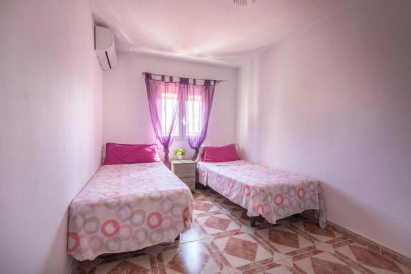 Casa independiente en calle Dinamarca