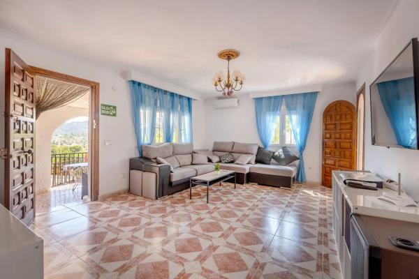 Casa independiente en avenida de Europa