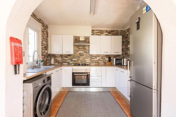 Casa independiente en avenida de Europa