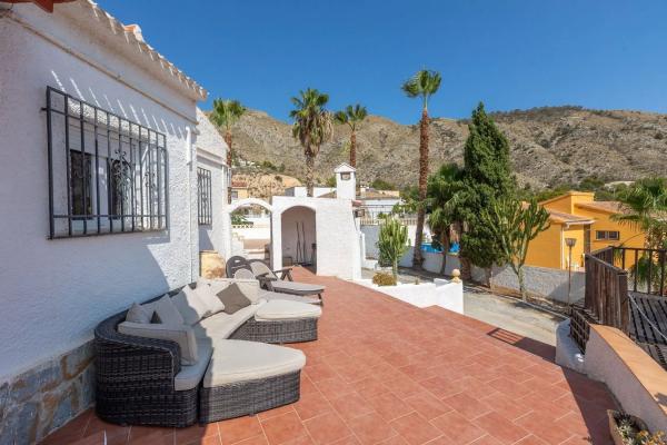 Casa independiente en avenida de Europa