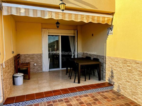 Chalet adosado en Partida el Olivar