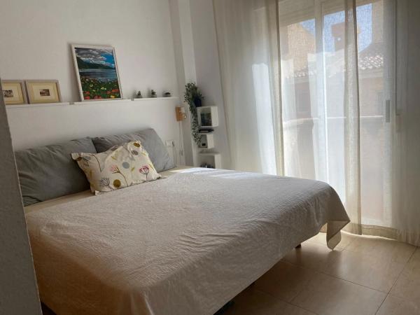 Chalet pareado en calle Tomàs Lloret Lloret