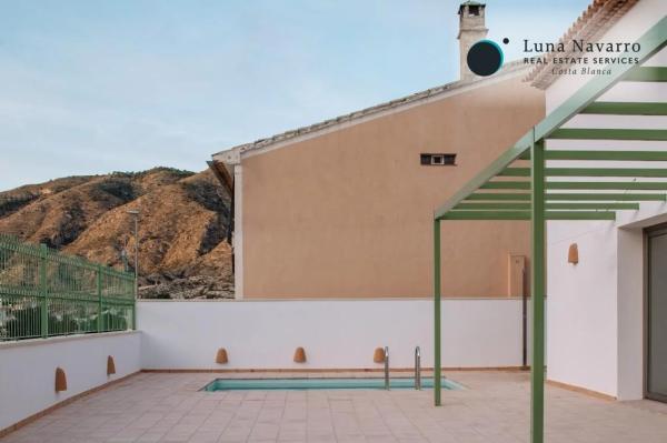 Casa independiente en calle Tomàs Lloret Lloret, 1