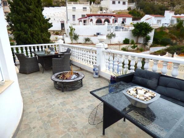 Casa independiente en calle Reino Unido