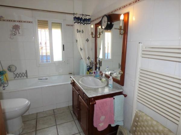 Casa independiente en calle Belgica, 9