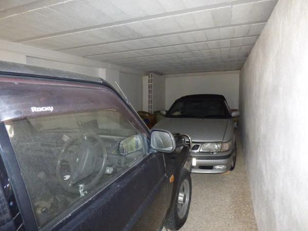 Casa independiente en calle Reino Unido