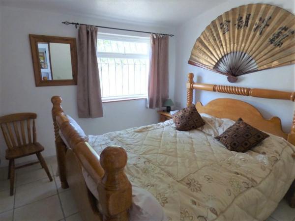 Casa independiente en calle Belgica, 9