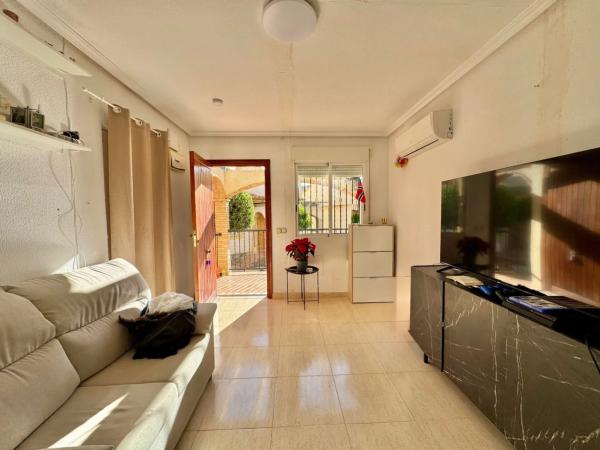 Chalet adosado en avenida Andalucía