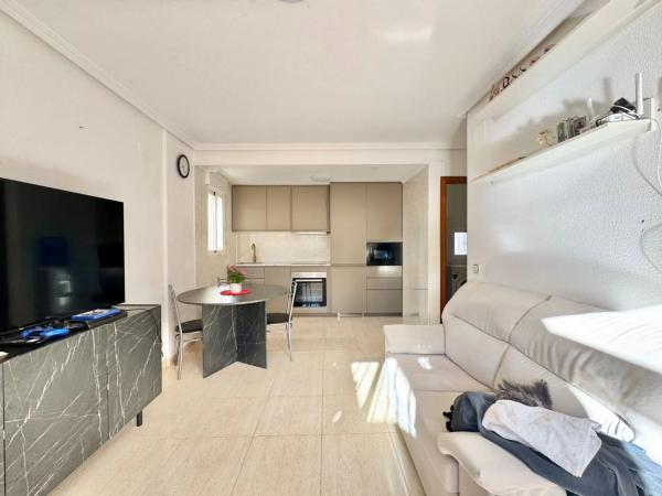 Chalet adosado en avenida Andalucía