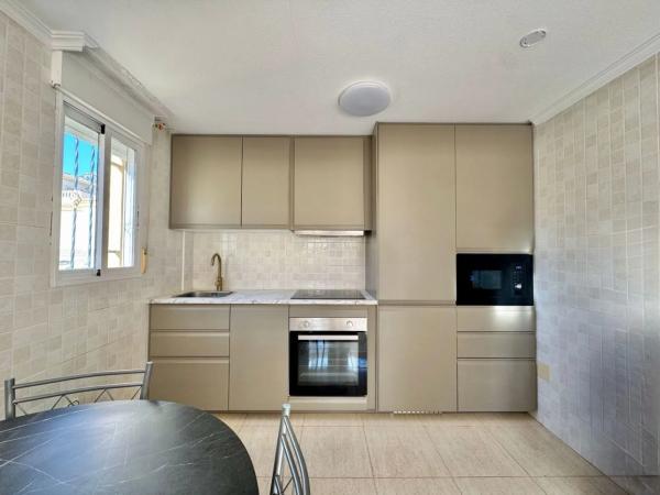 Chalet adosado en avenida Andalucía