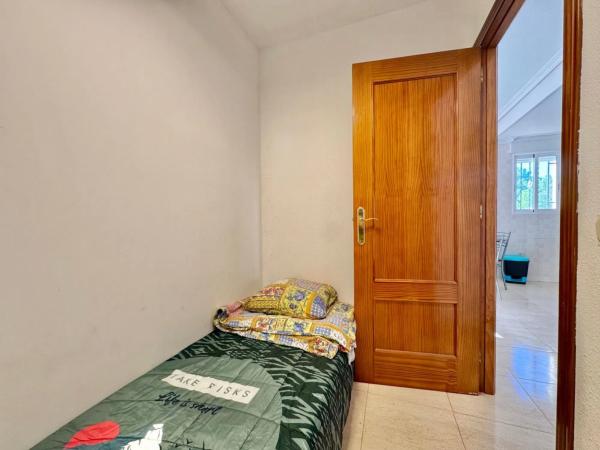 Chalet adosado en avenida Andalucía