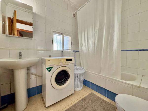 Chalet adosado en avenida Andalucía