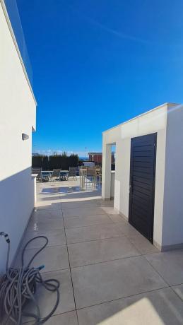 Casa independiente en calle Roterdam