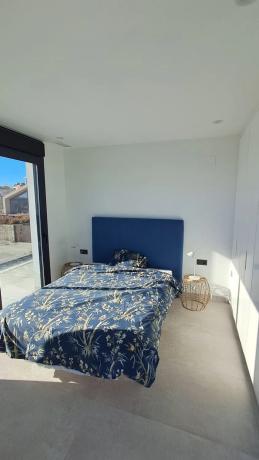 Casa independiente en calle Roterdam