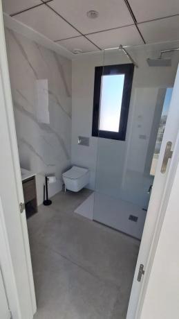 Casa independiente en calle Roterdam