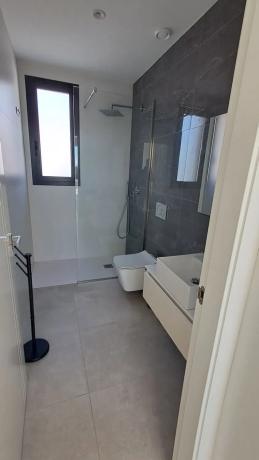 Casa independiente en calle Roterdam