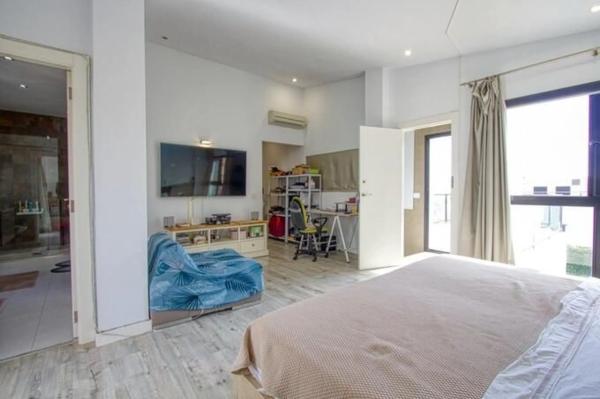 Casa independiente en calle Siena