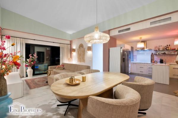 Casa independiente en calle Venecia