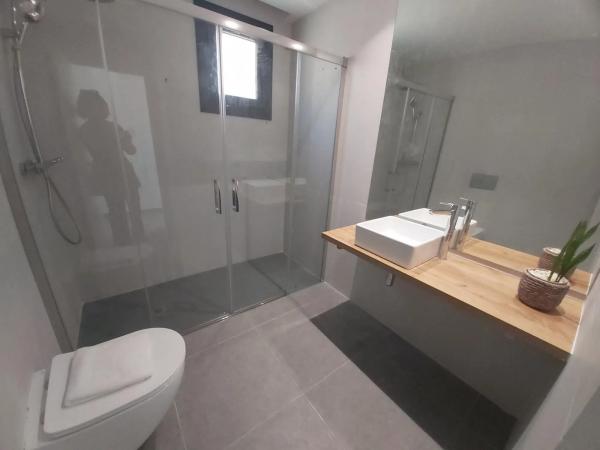 Casa independiente en calle Sant Ferran