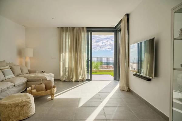 Casa independiente en calle Mariola, 3