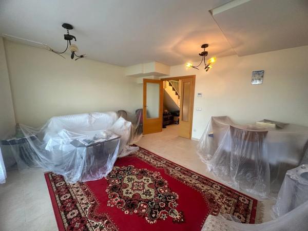 Chalet pareado en calle Bernia s/n