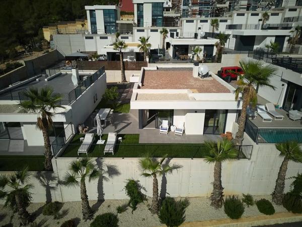 Casa independiente en calle Mariola, 3