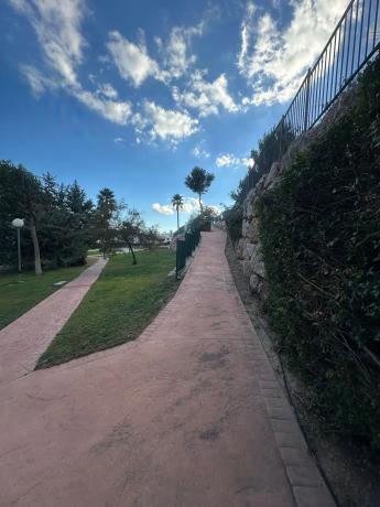 Chalet pareado en calle Bernia s/n