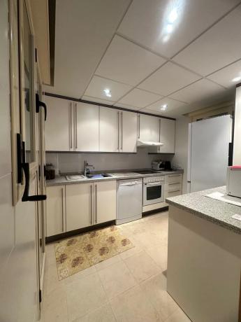 Chalet pareado en calle Bernia s/n