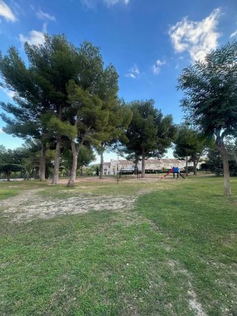 Chalet pareado en calle Bernia s/n