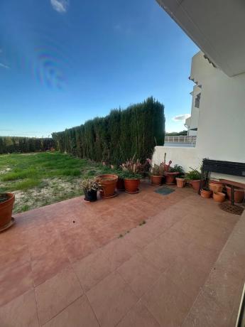 Chalet pareado en calle Bernia s/n