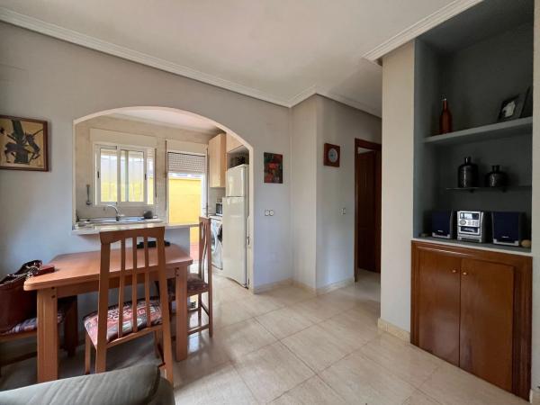 Casa independiente en avenida Andalucía, 62