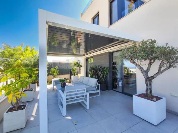 Casa independiente en CL Amsterdam