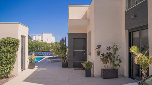 Casa independiente en CL Amsterdam