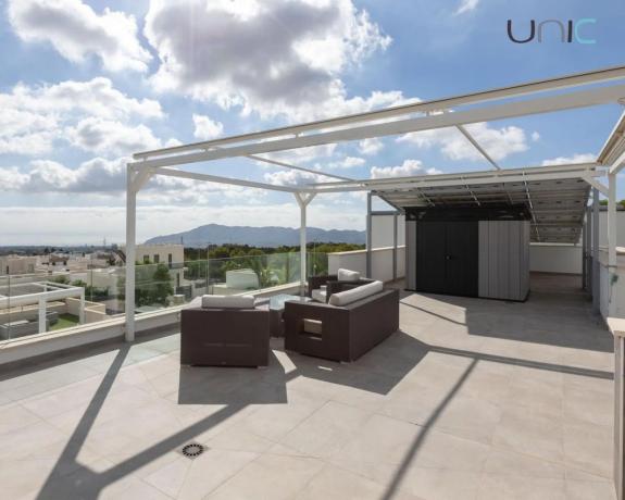 Casa independiente en calle Bruselas