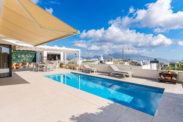 Chalet en calle Roterdam