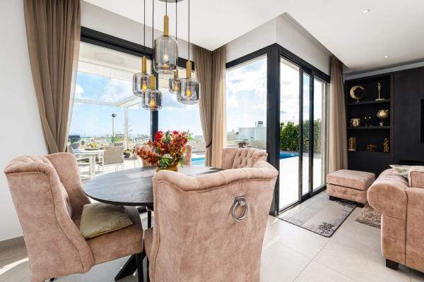 Chalet en calle Roterdam