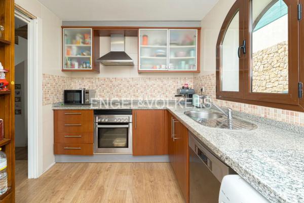 Chalet adosado en avenida Balcon de Ponoig