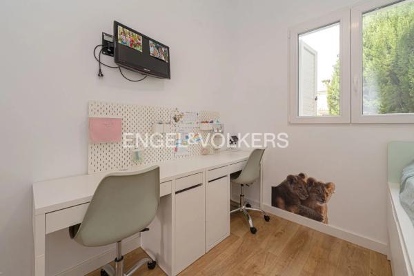 Chalet adosado en avenida Balcon de Ponoig