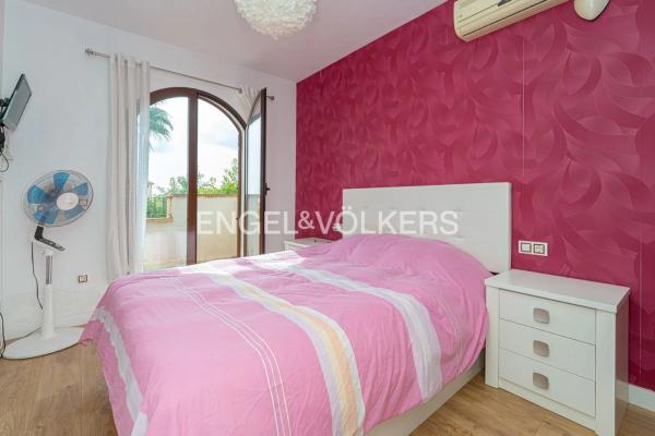 Chalet adosado en avenida Balcon de Ponoig