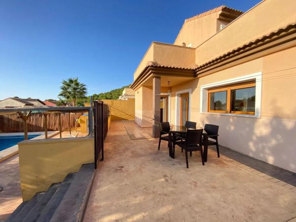 Casa independiente en calle Solana