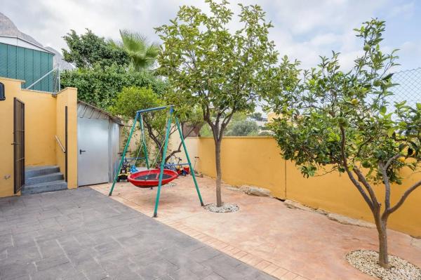 Casa independiente en calle La Solana