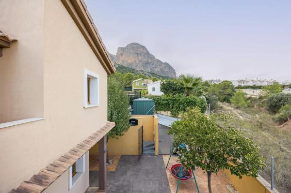 Casa independiente en calle La Solana